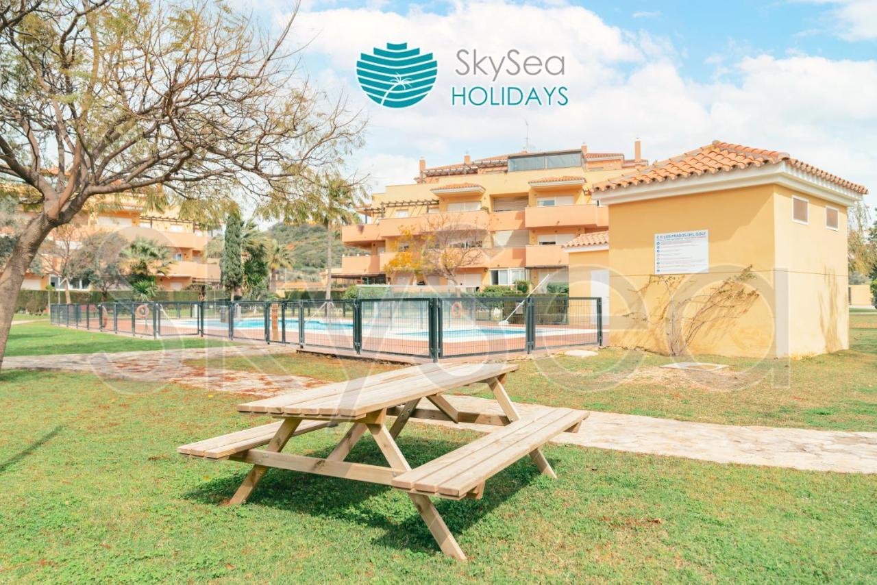Sky Sea Holidays Mijas Costa Apartment